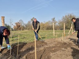Erstes Treffen auf dem Acker